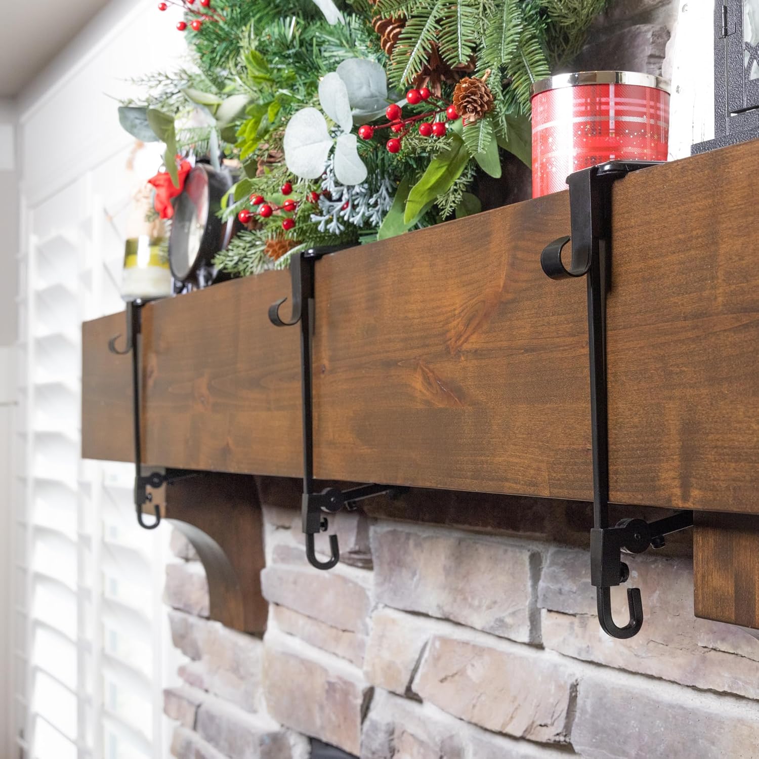 FestiveFix | Adjustable No-Slip Stocking and Garland Holder