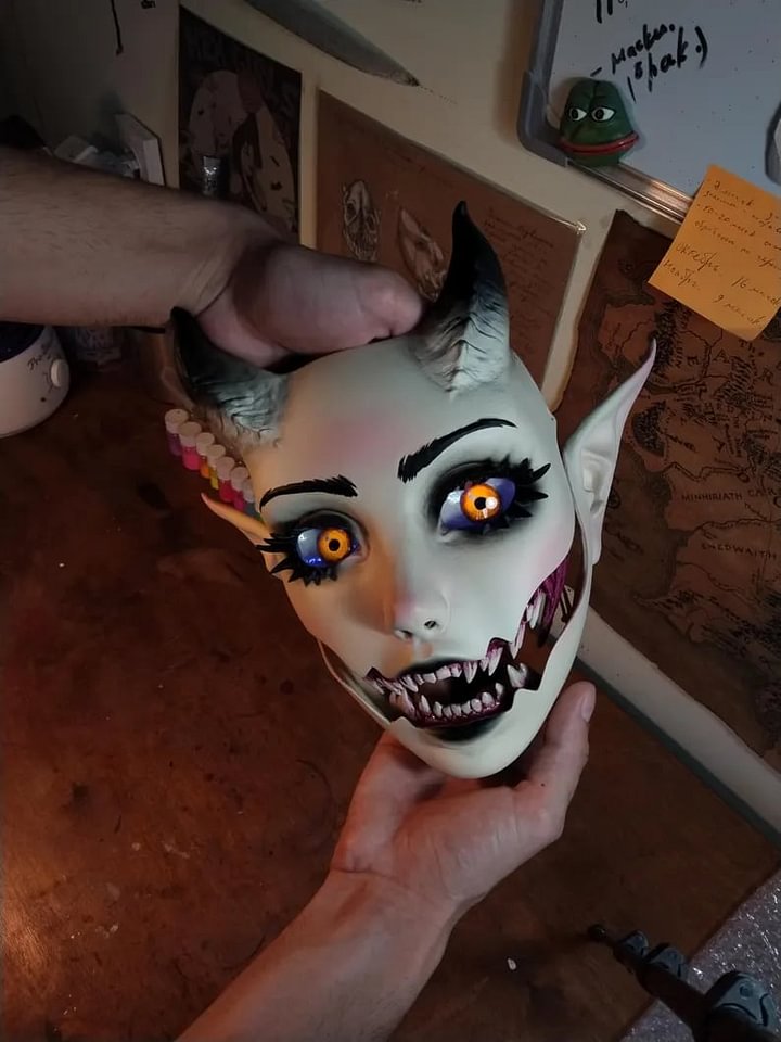 🎭Babydoll Mask: Quality and Adjustable for Comfort😈