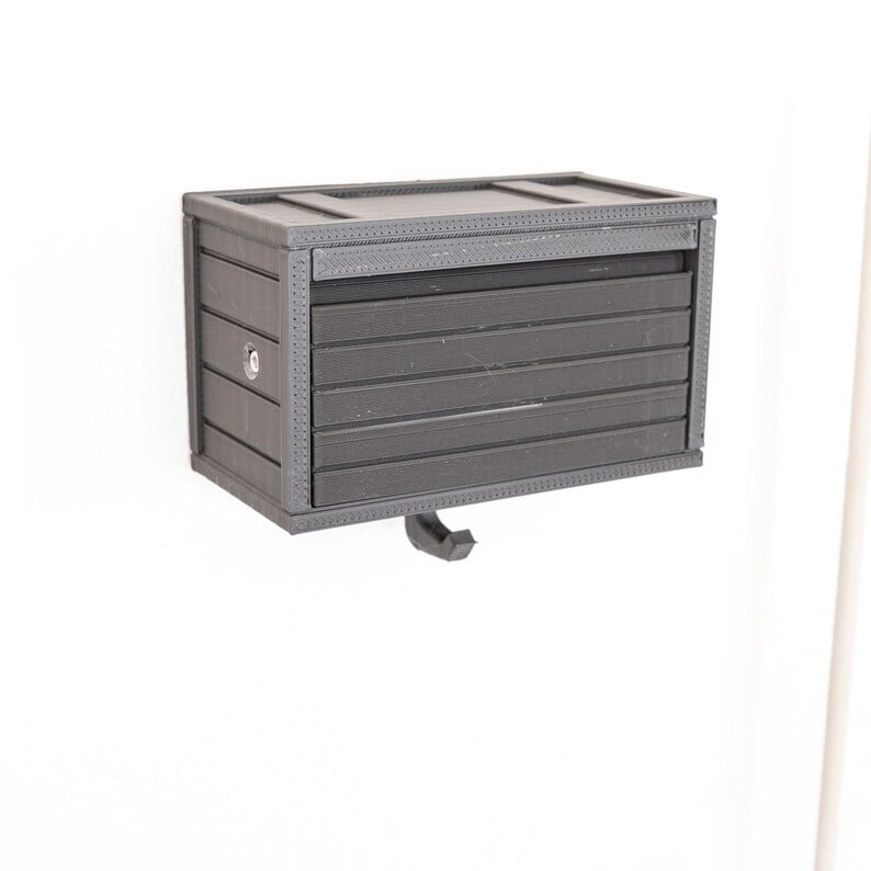 🚗🔑Industrial Wall-Mounted Key Holder