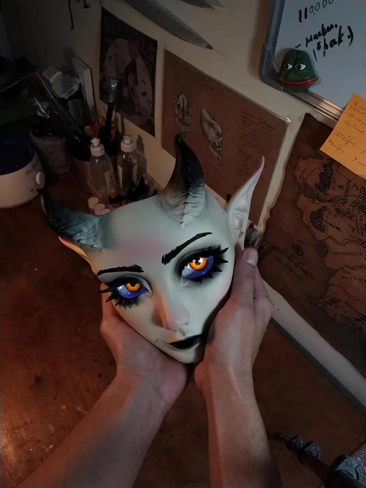 🎭Babydoll Mask: Quality and Adjustable for Comfort😈