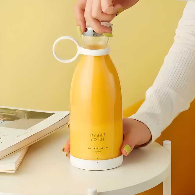 Portable Blender – Your On-the-Go Health Companion
