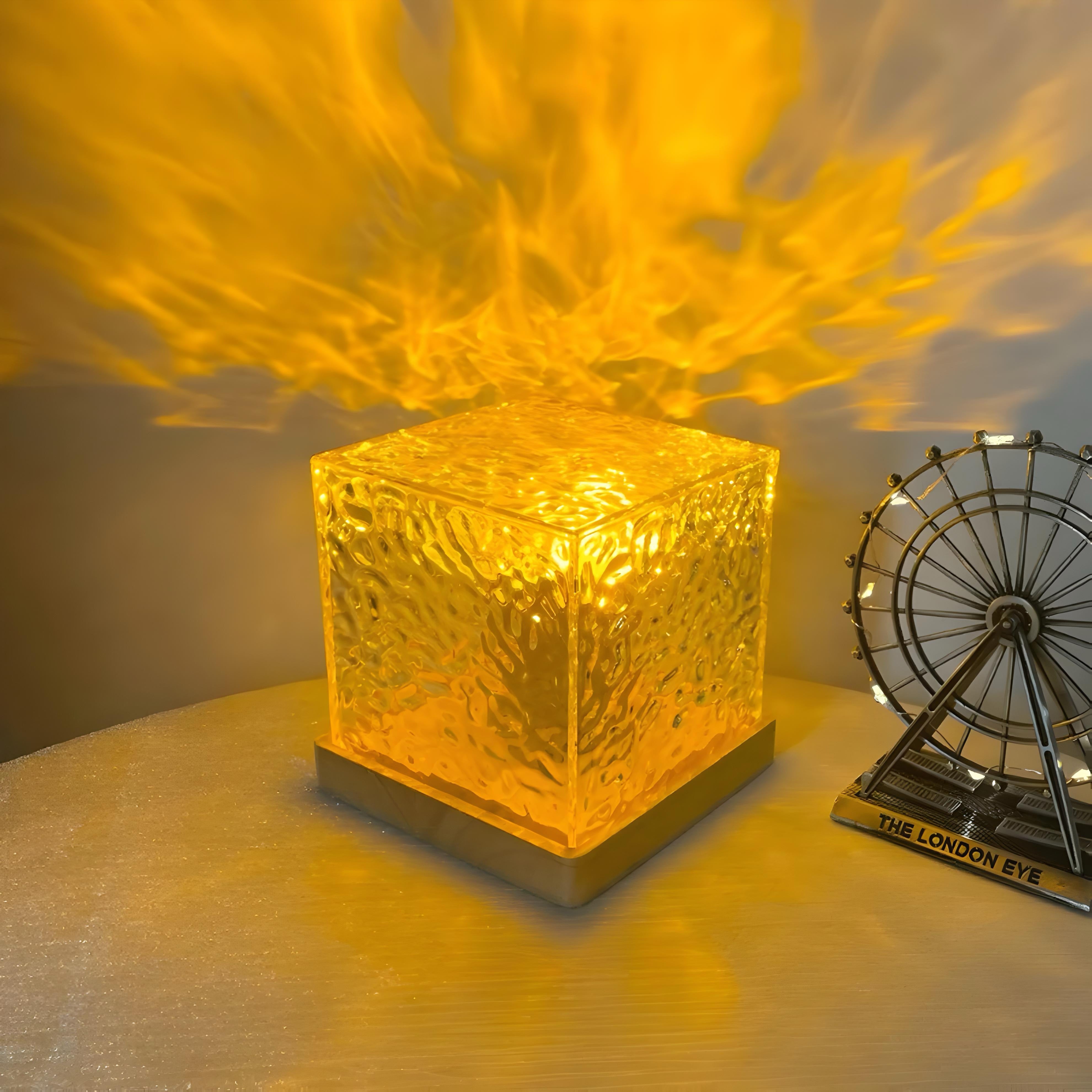 Lumina | Northern Lights Projector – Enjoy the magic of the aurora borealis from the comfort of your own room!