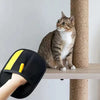 GroomEase™ – The Gentle Glove for Happy Pets