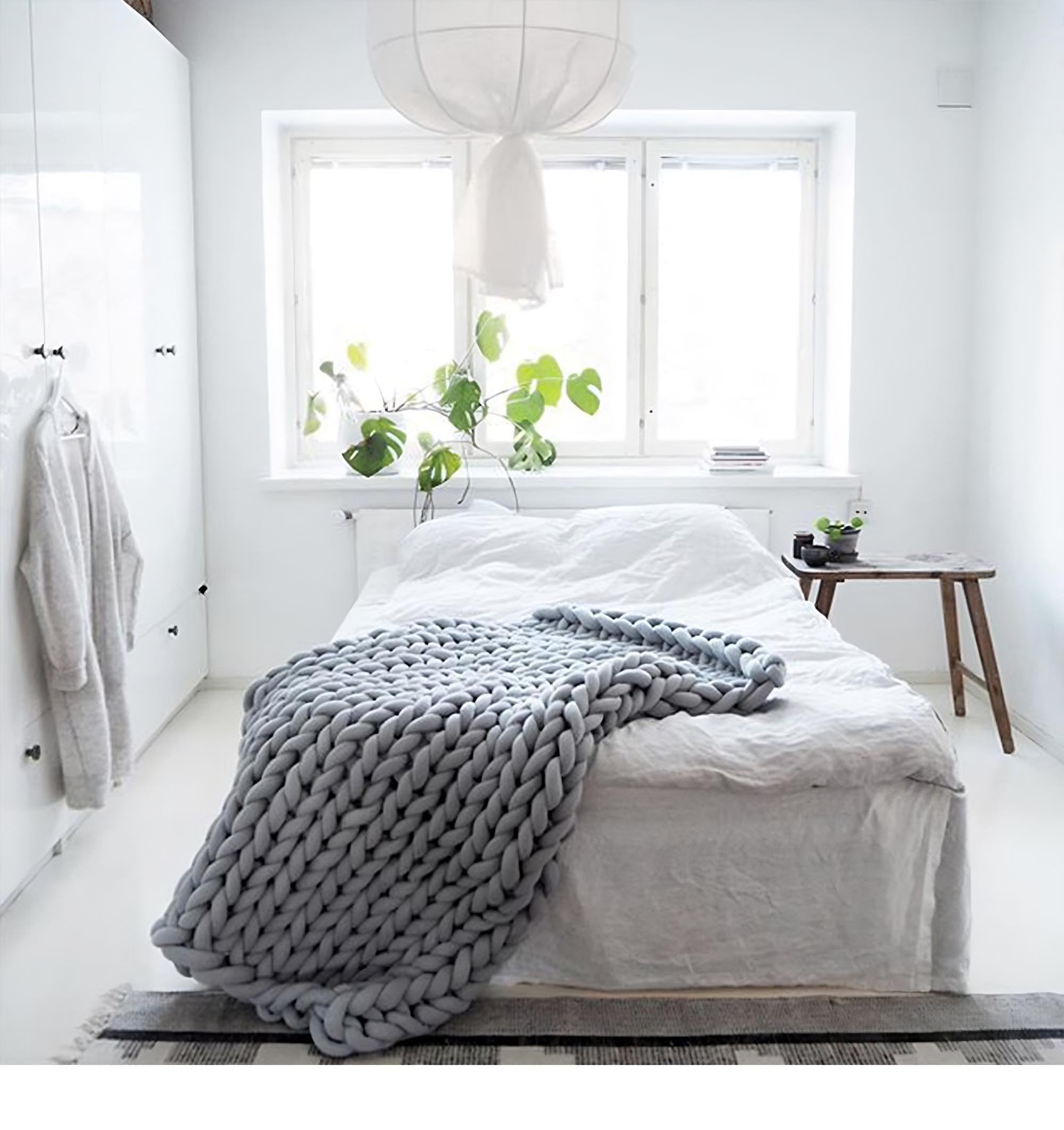 KnitBlanket™ – Knit Your Own Cozy Blanket!