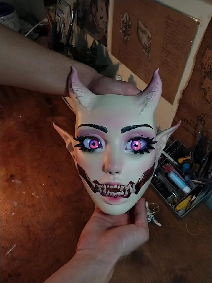 🎭Babydoll Mask: Quality and Adjustable for Comfort😈