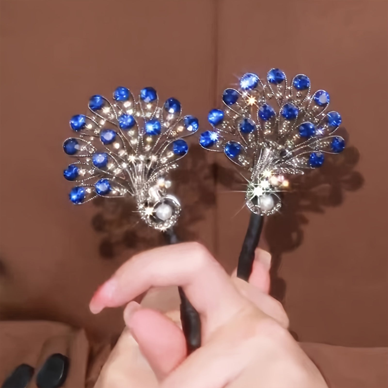VintaClip™ Elegant Hair Companion